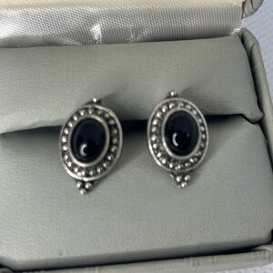 Vintage onyx cabochon ‎ Stud Earrings